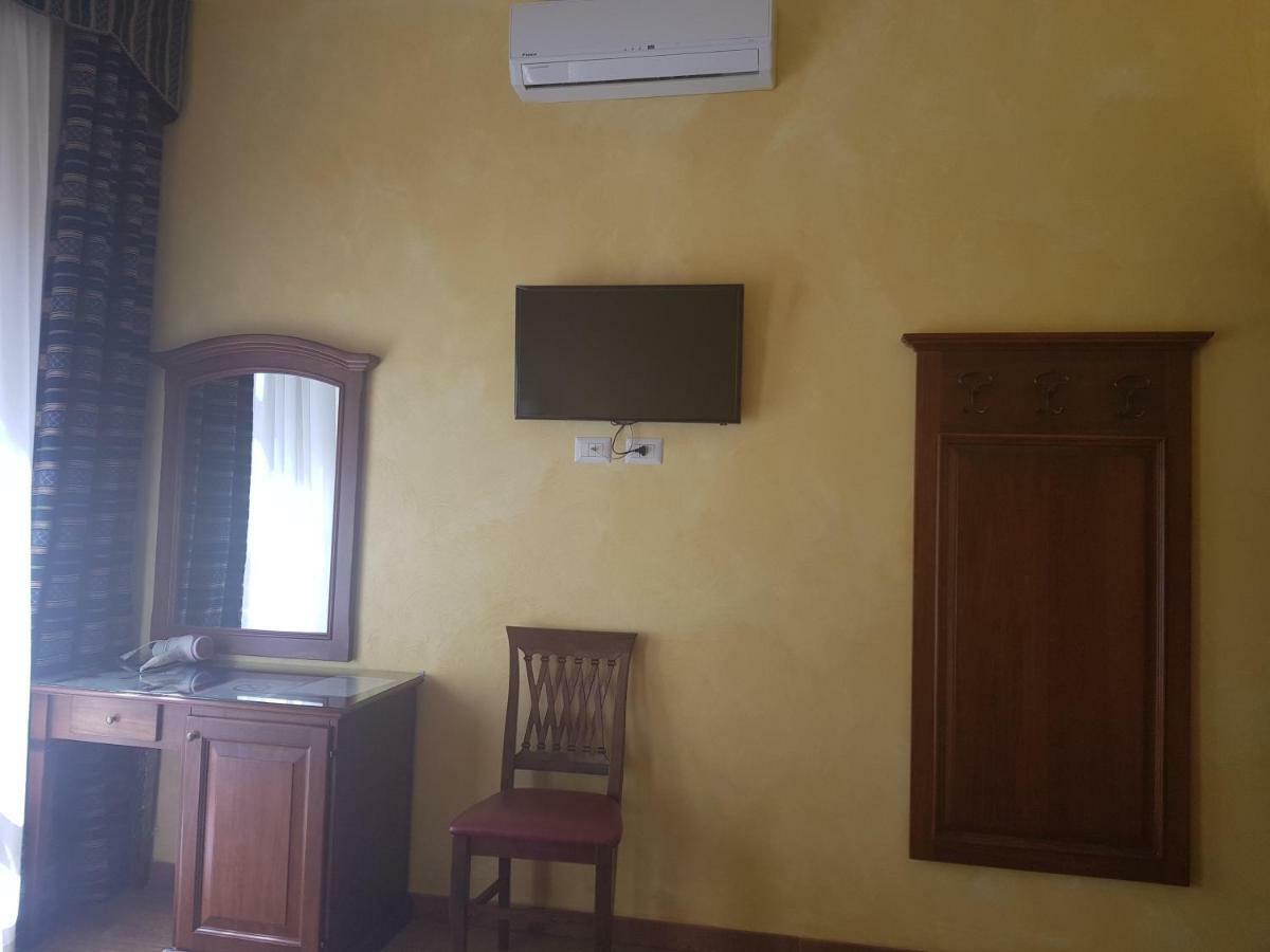 3 Lati Di Pitagora B&B Rom Eksteriør billede